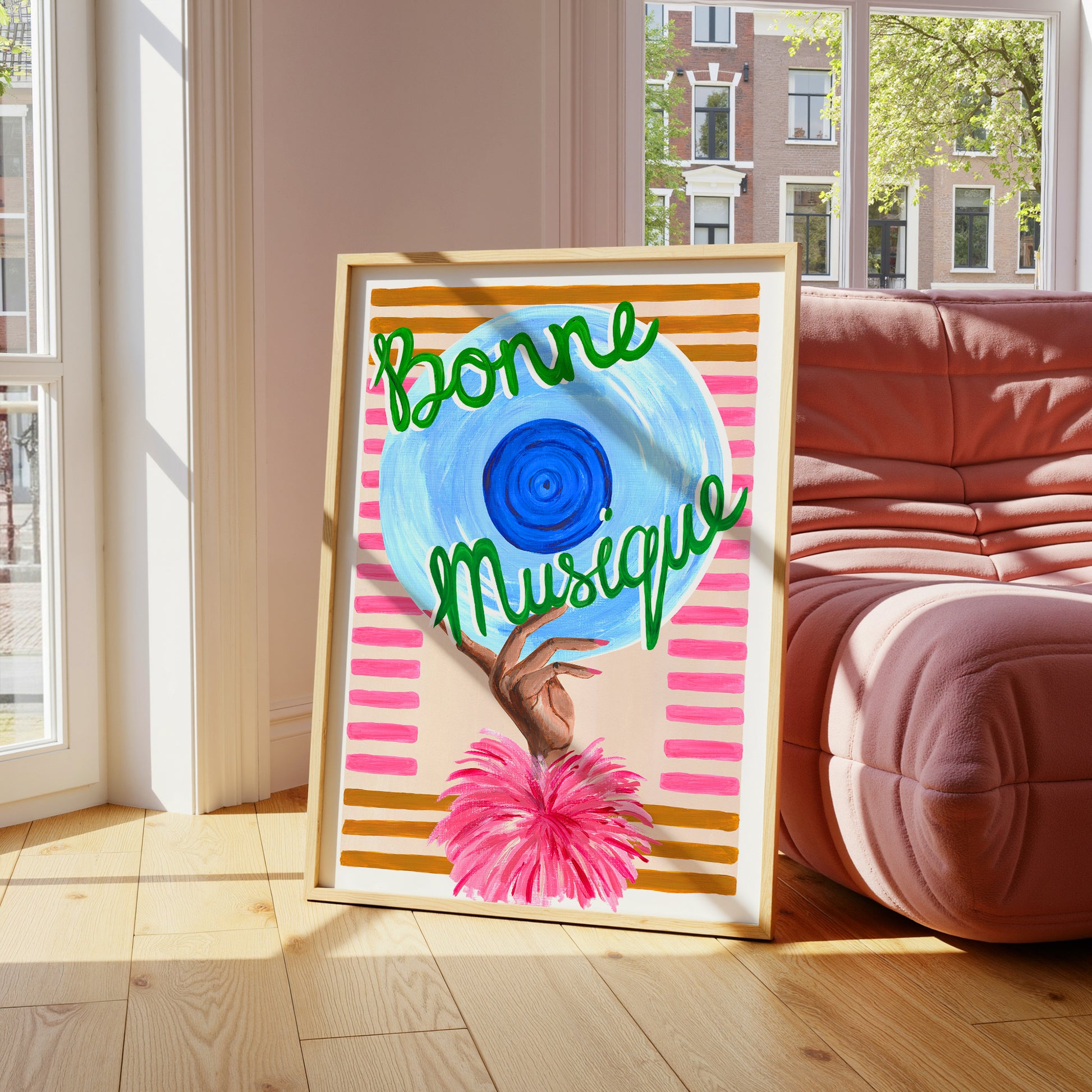 Colorful abstract painting with 'Bonne Musique' text in a modern living room.